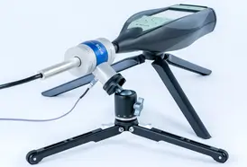 Application example for calibrating an exemplary sound level meter with an electro-acoustic coupler.