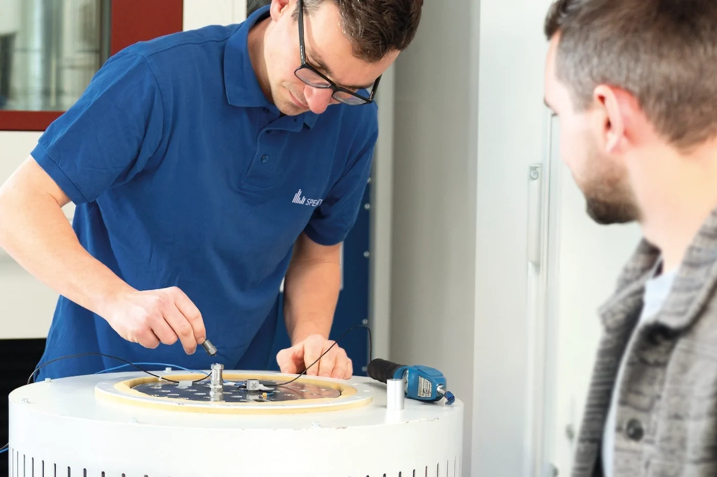 Seminar vibration test systems