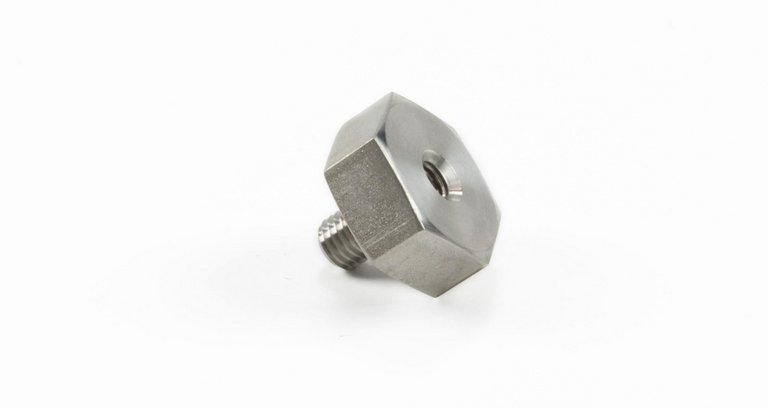 Mounting Adapter 1/4-28 - 10-32 (F) - Hex 3/4"
