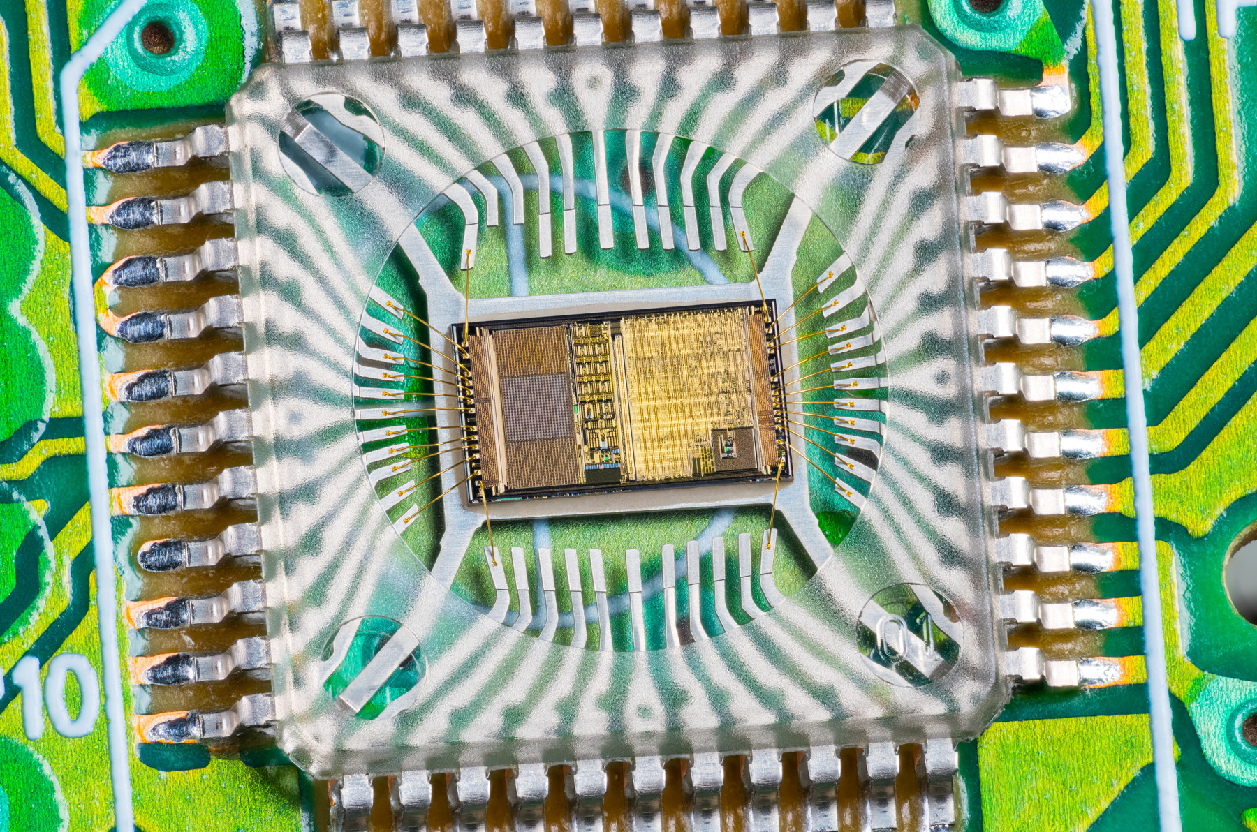 Beispiel einer MEMS Baugruppe auf einer Platine