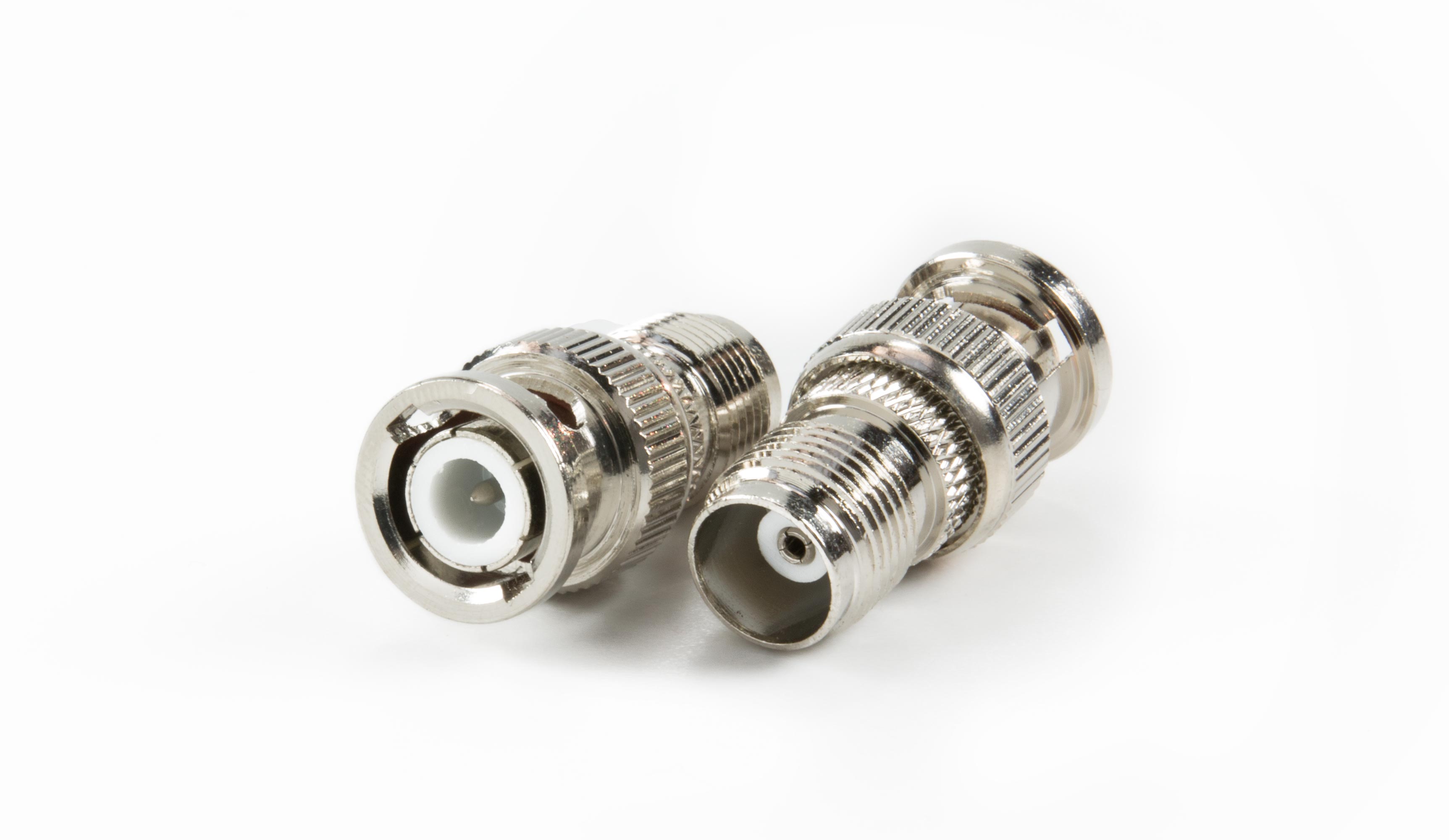 Connector_BNC-male-TNC-female